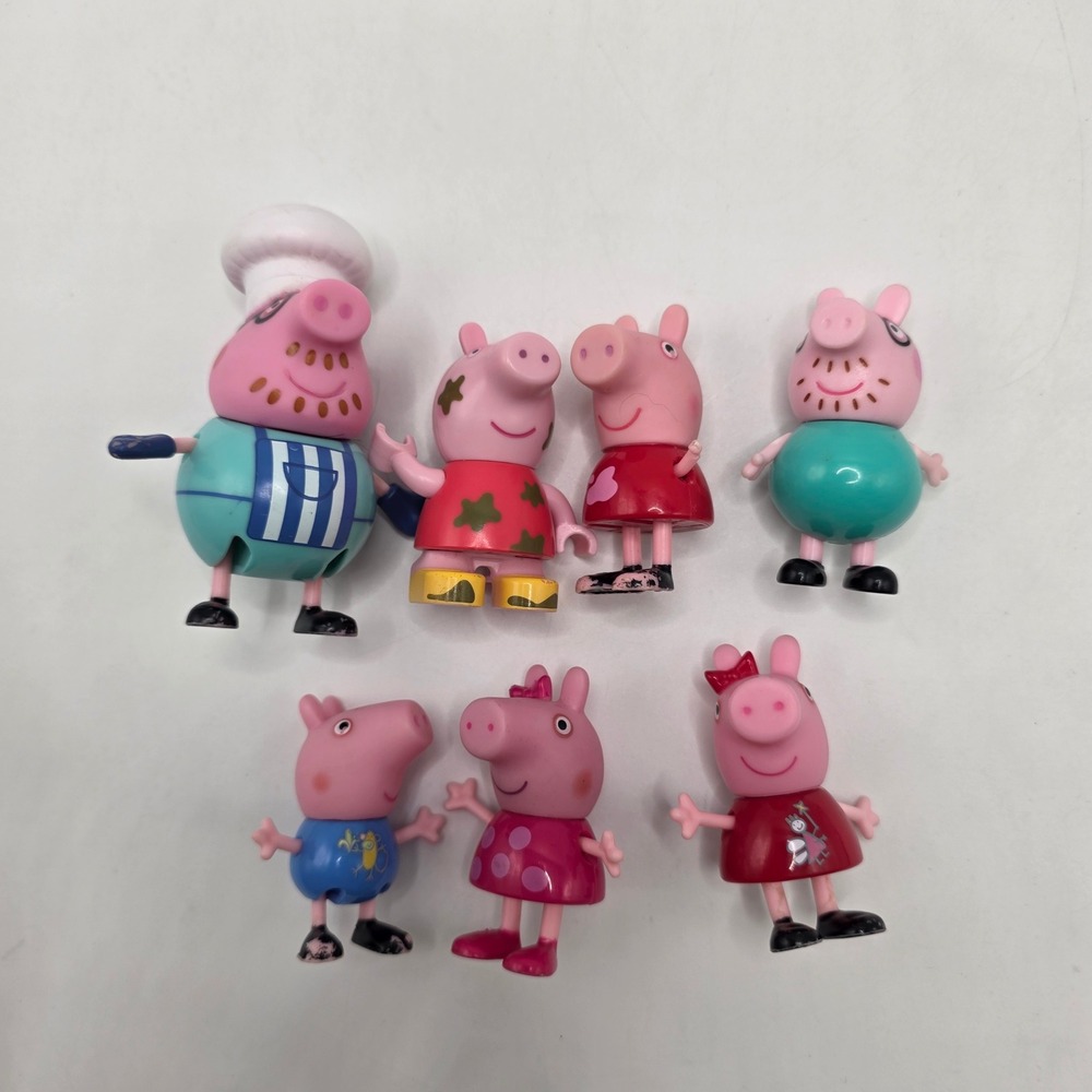 Peppa Pig Figure Lot of 7 Daddy Chef George Peppa Articulated Toys